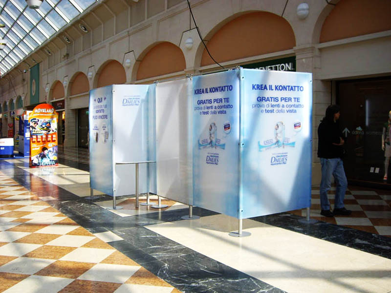 Montage de stand d'exposition Quadra Mono 4 Fastand accessori stand fiera